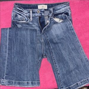 Chic Flare Women's Jeans in Classic Blue